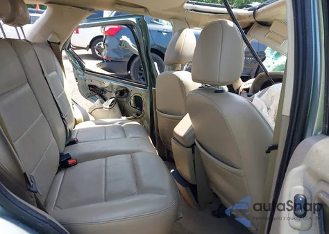 2005 Ford Escape Xlt из США, поврежденный, VIN 1FMYU93155KA00227